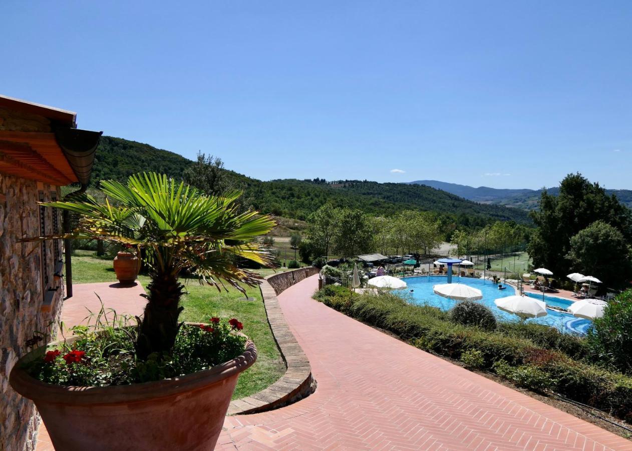 Resort Le Tegole Riparbella Eksteriør billede