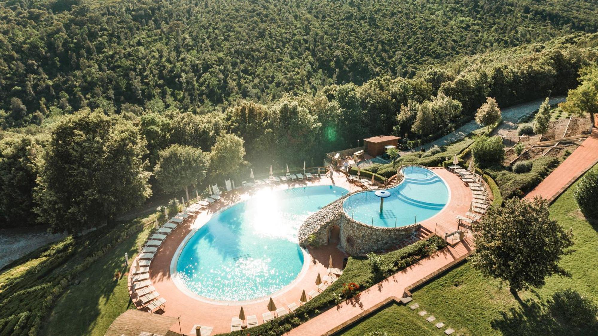 Resort Le Tegole Riparbella Eksteriør billede